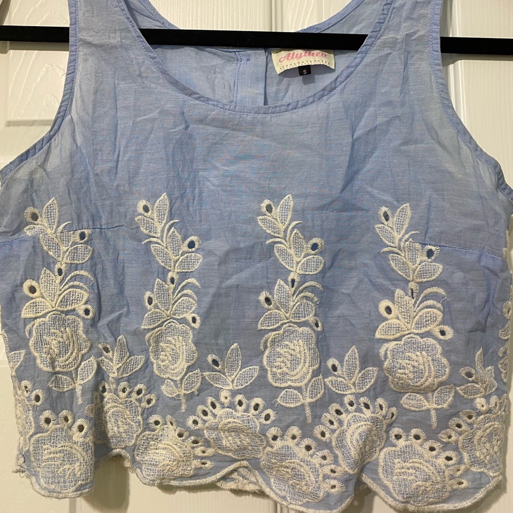 Cornflower blue cropped tank.